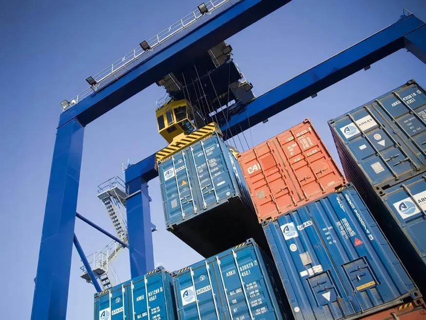 Straddle Carrier vs RTG Crane: Which Delivers Better ROI for Container Yards? Straddle Carrier vs RTG Crane05