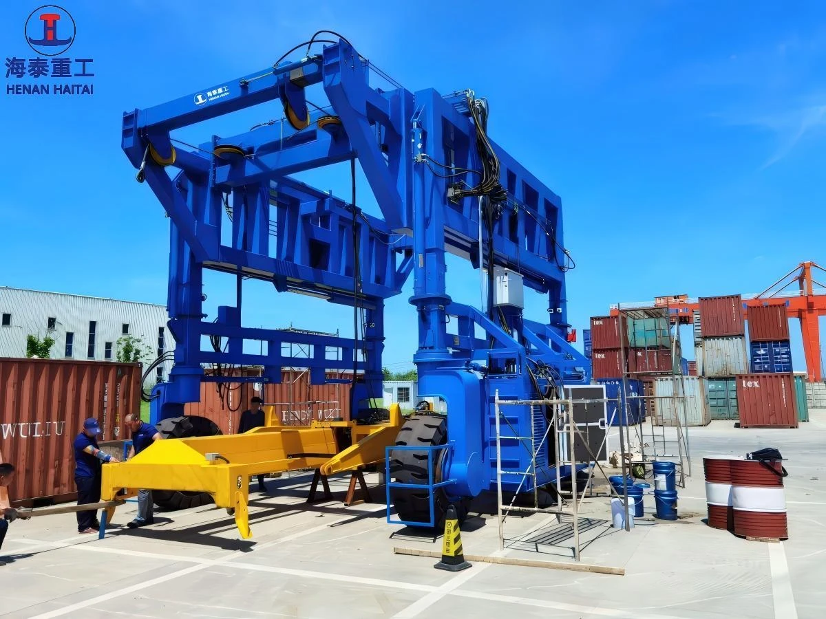 how does straddle carrier work