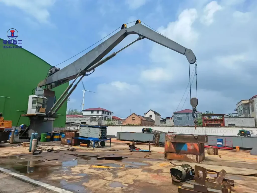 7 Types of Marine Cranes: Stiff Boom, Telescopic, Knuckle, Jib & Cargo Cranes Explained hydraulic knuckle boom marine crane